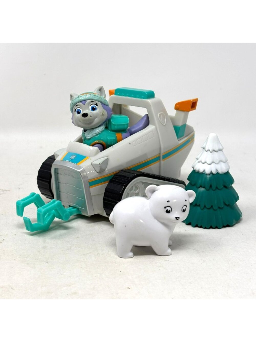 PAW PATROL Lot Everest Figure Rescue Snowmobile Polar Bear Snow Capped Tree
